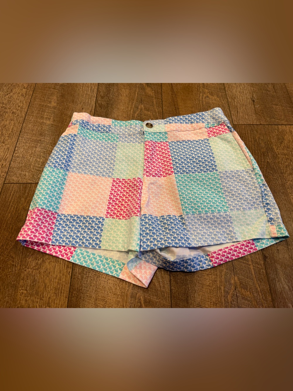 Vineyard Vines for Target Patchwork Whale Shorts Size 4